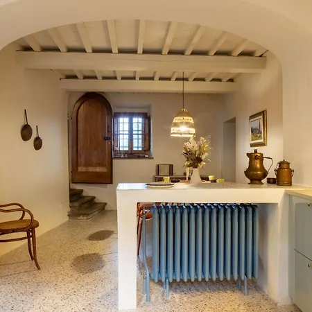 Dimora Boccaccio By Vacavilla Vila *